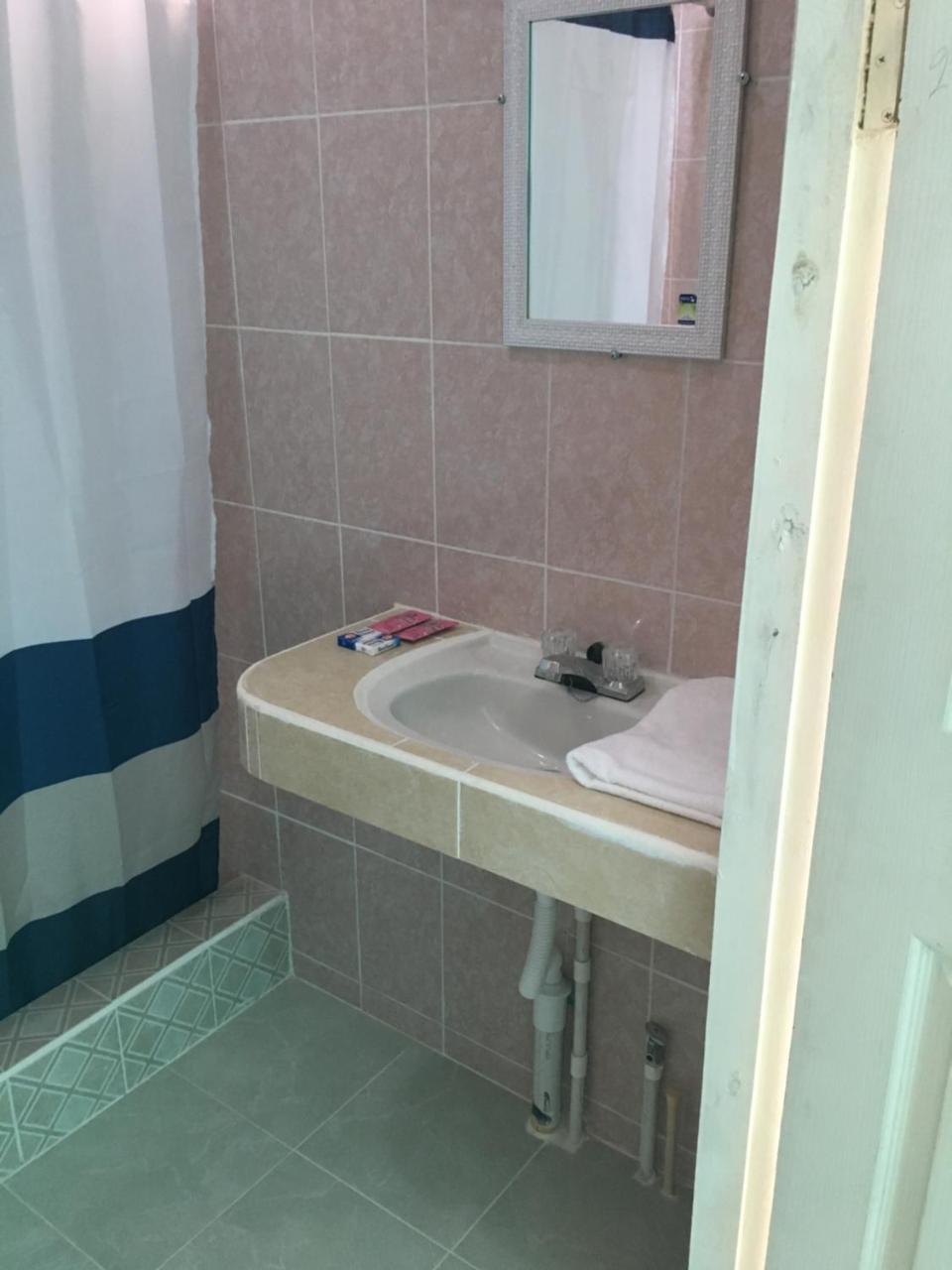 Sarteneja Inn Εξωτερικό φωτογραφία